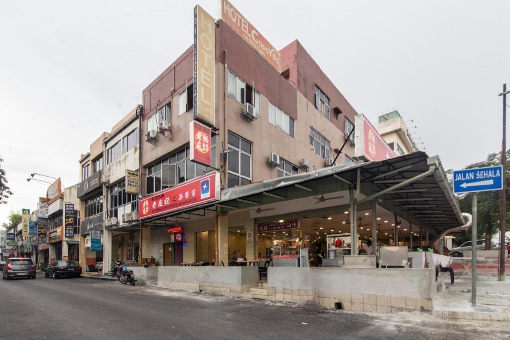 Oyo 44100 Hotel Casavilla Petaling Jaya Exterior photo